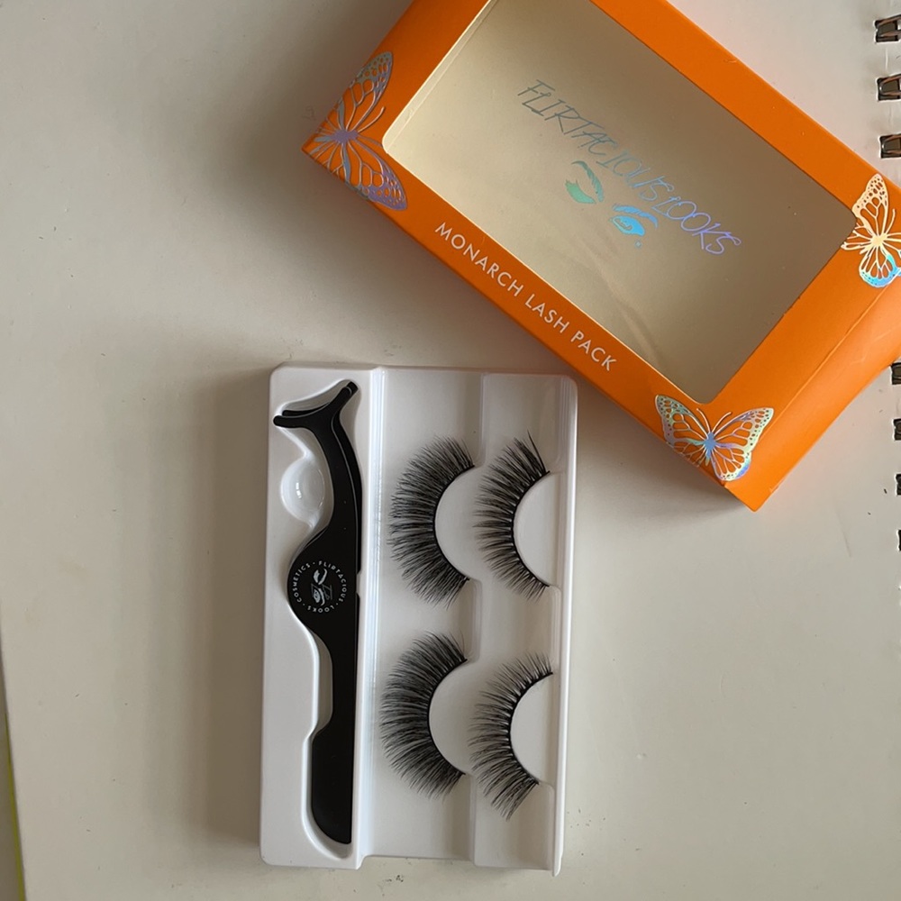 MONARCH LASH PACK - Picture 2 of 2